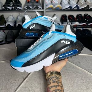 Never worn, Air max 2090, “leaser blue”.
